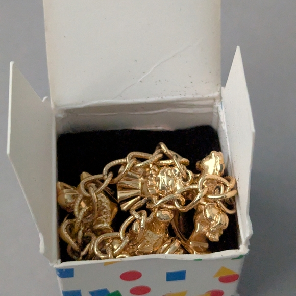 1993 Avon "Christmas Wishes" Child's Charm Bracelet w/Box! - Picture 9 of 9